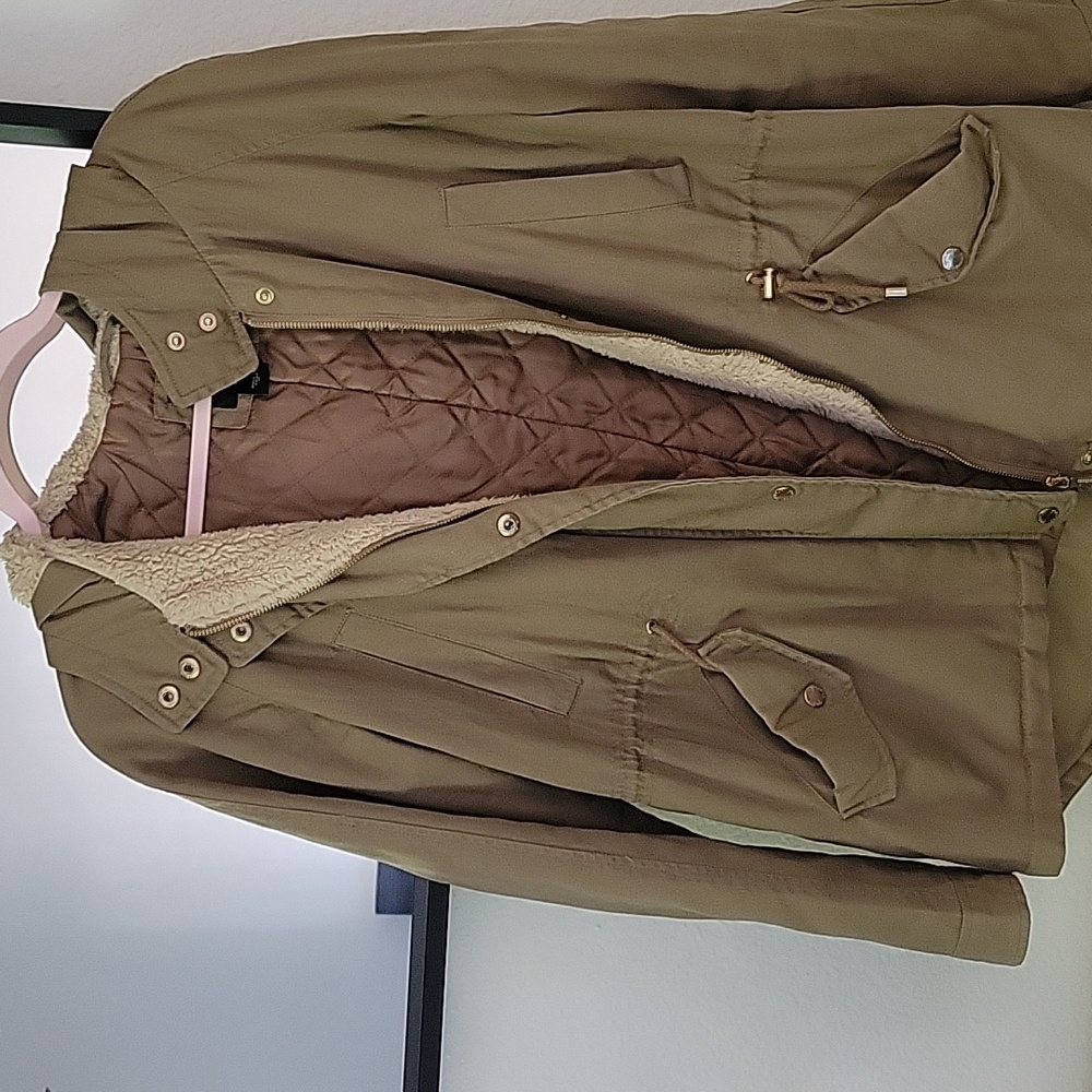 jacket - Picture 1 of 4